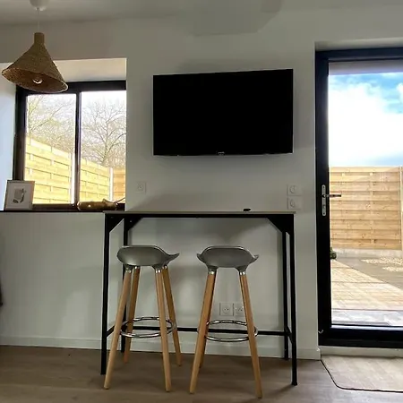 Terrasse Parking 20 Min Lille Douai Valenciennes Et à 3 Mn Orchies Gare Lille Orchies Apartamento *
