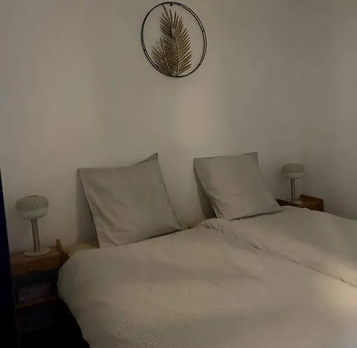 Entre Et Campagne Cosy Avec Parking Et Terrasse Wood Lägenhet Coutiches