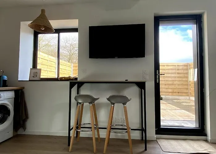 Entre Et Campagne Cosy Avec Parking Et Terrasse Wood Lägenhet *