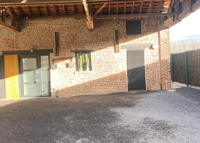 Lägenhet Entre Et Campagne Cosy Avec Parking Et Terrasse Wood